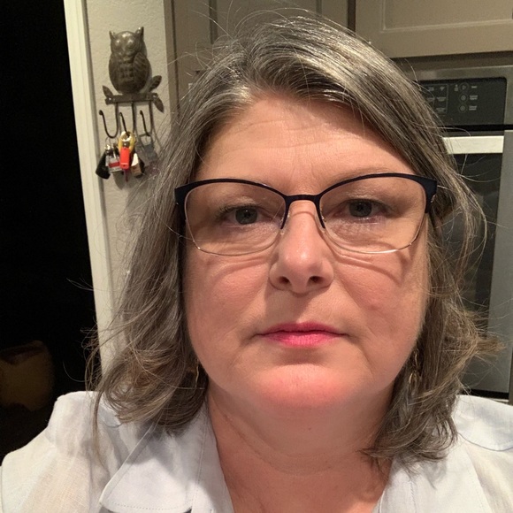 Meet your Posher, Charlotte - Picture 1 of 2